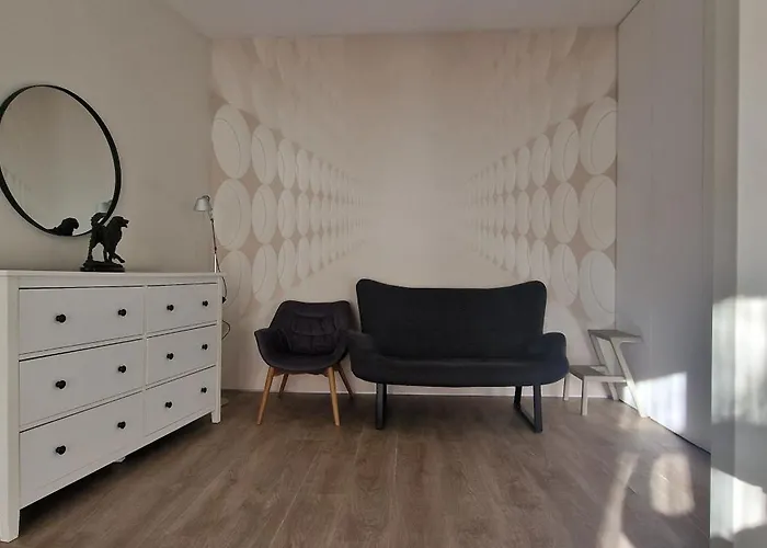 дизайнерський ремонт центр *